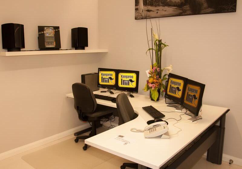 הוסטל Kangaroo Inn