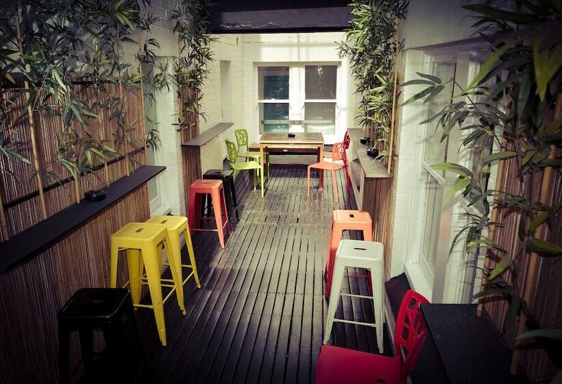 הוסטל Ritz For Backpackers