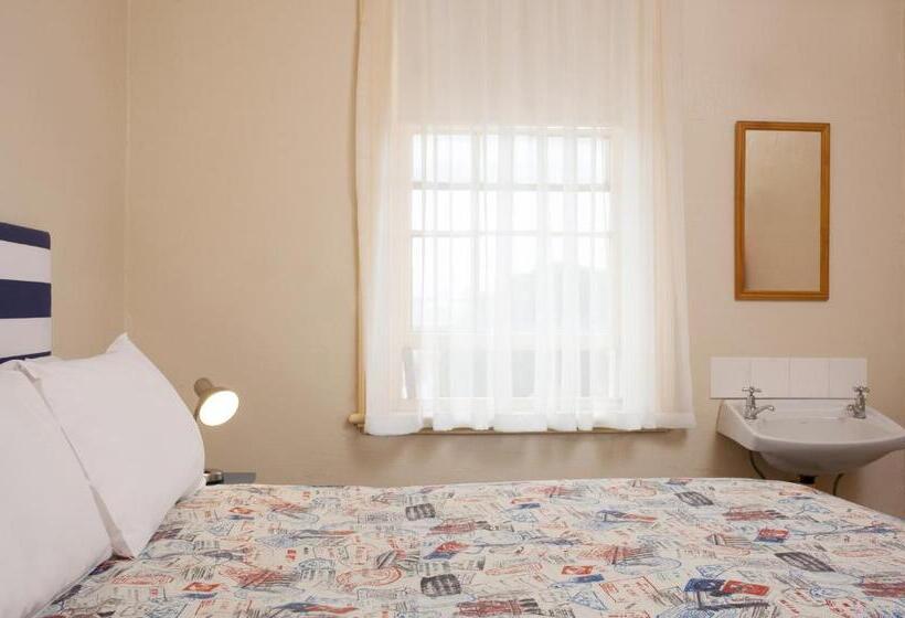 هاستل The Cally