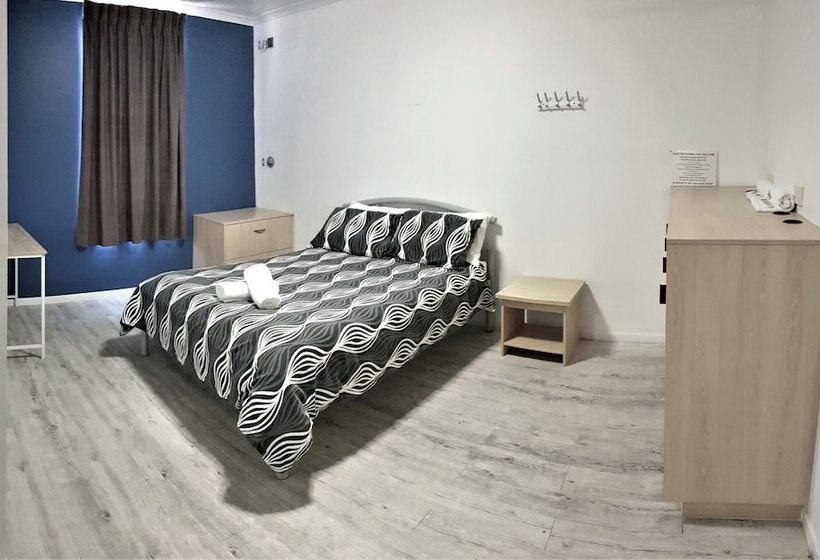 הוסטל Yamba Central