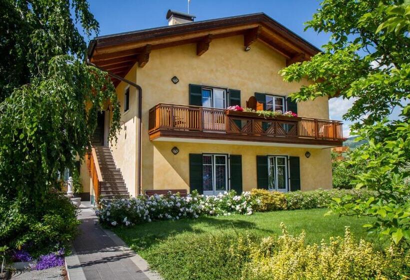 تختخواب و صبحانه Agritur Val D Adige