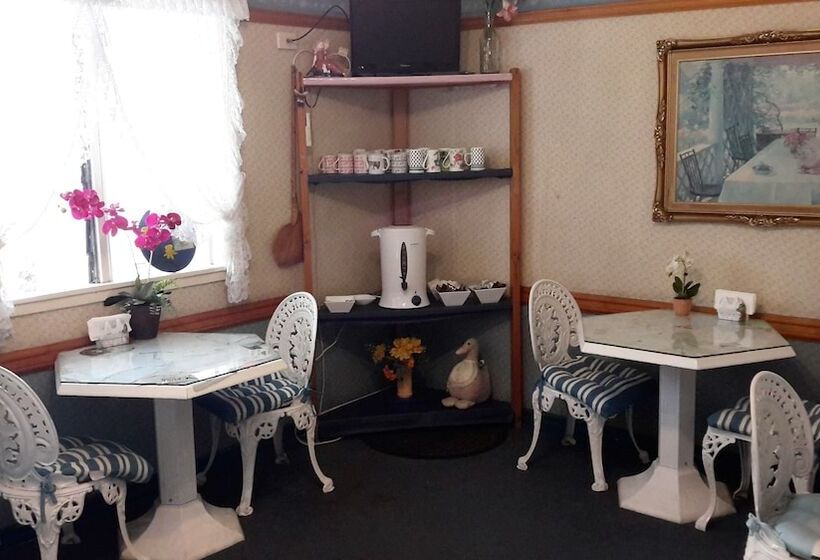 تختخواب و صبحانه Annies Shandon Inn