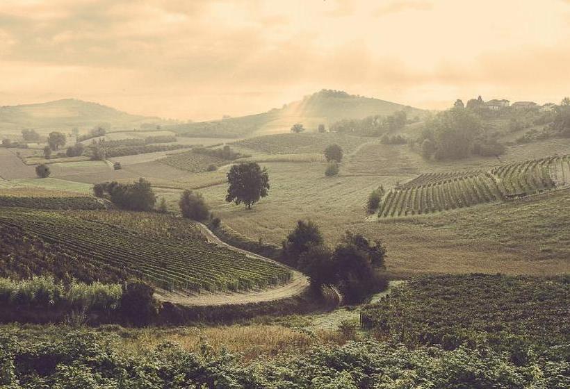 ベッドアンドブレックファースト Cà Alfieri Al 30