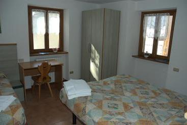 تختخواب و صبحانه Casa Vacanze Ca  De Val