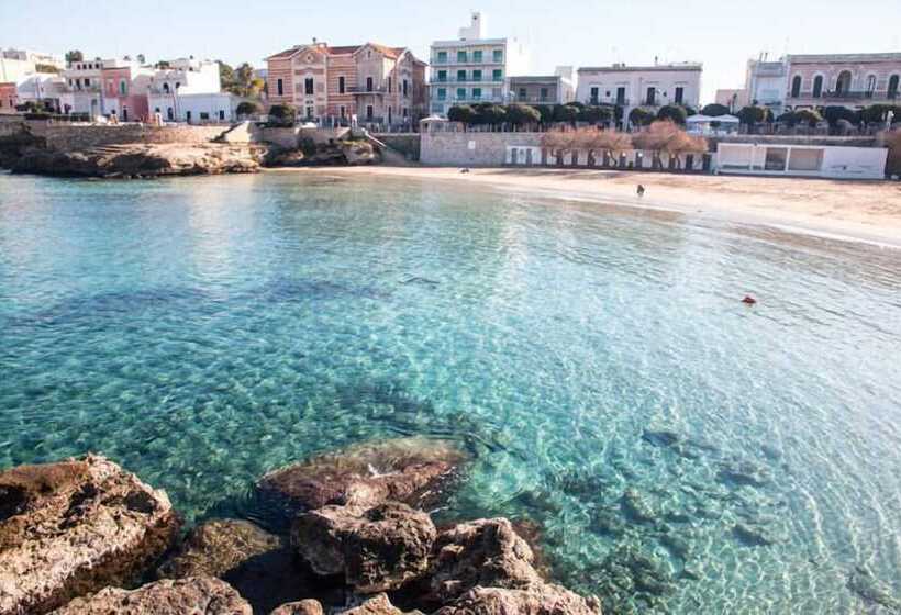 مبيت وإفطار Castello Castriota Scanderbeg