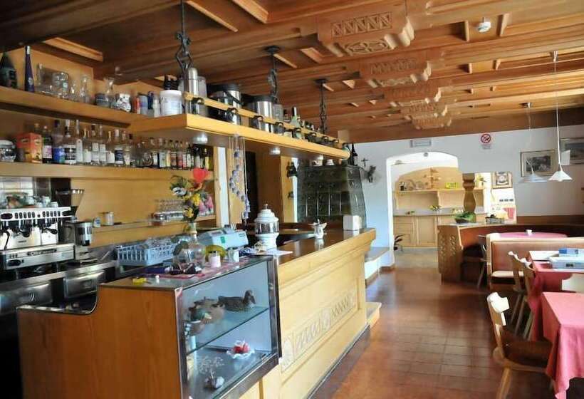 住宿加早餐  Ciamol