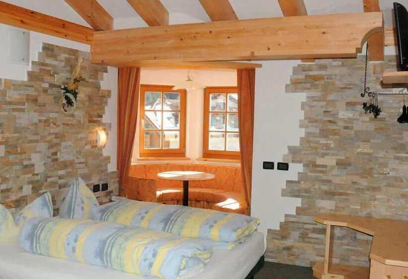 住宿加早餐  Ciamol