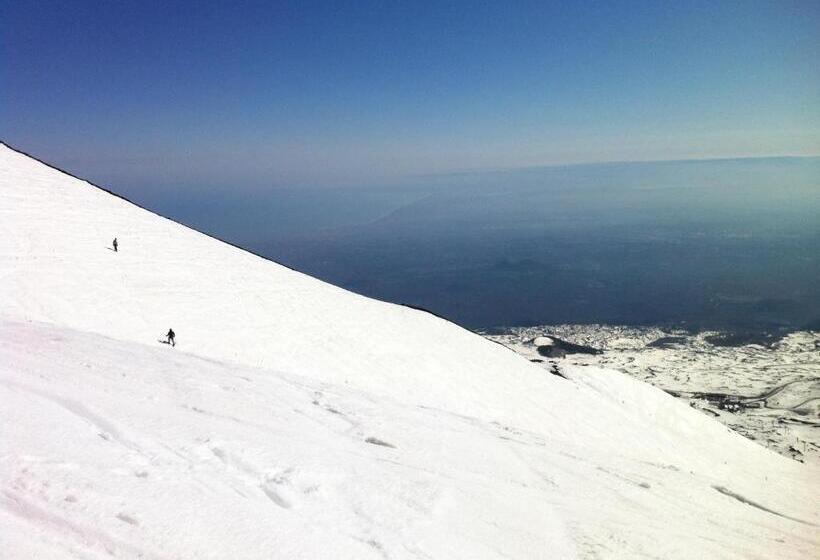 ベッドアンドブレックファースト Domus Verdiana