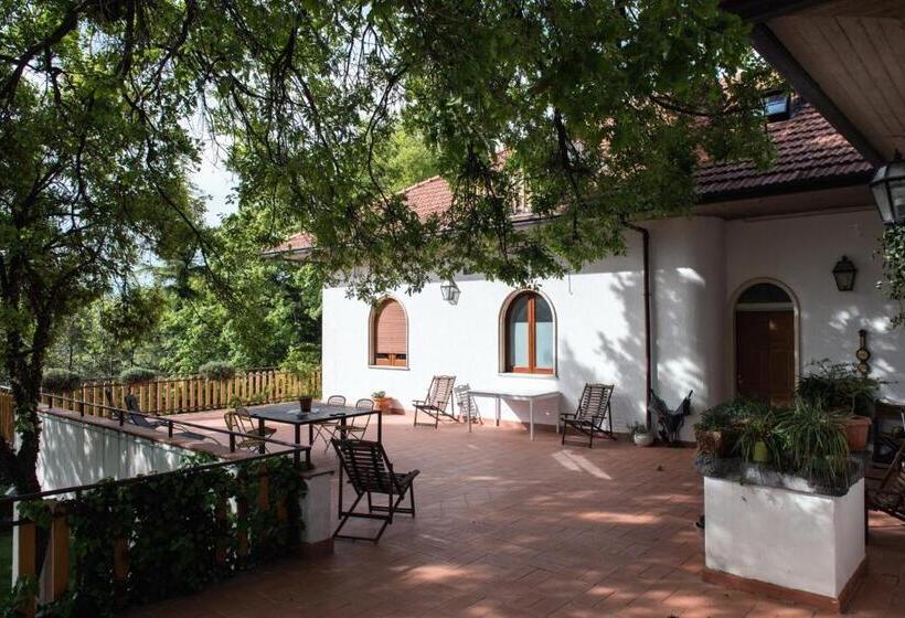 ベッドアンドブレックファースト Domus Verdiana