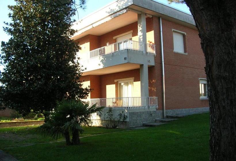 Bed And Breakfast Groane