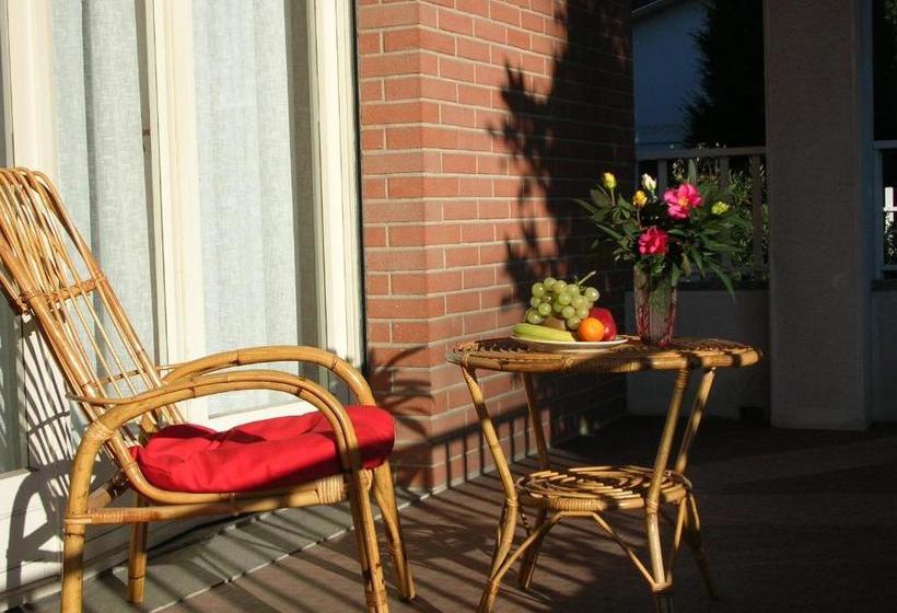 Bed And Breakfast Groane