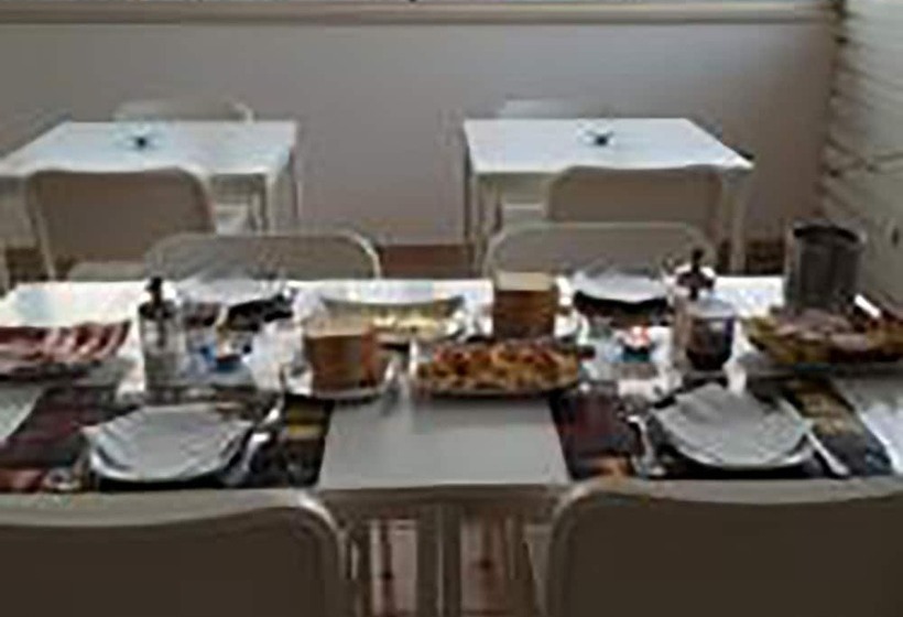 ベッドアンドブレックファースト Il Falco E Il Gabbiano