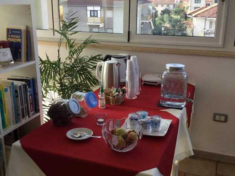 ベッドアンドブレックファースト Il Falco E Il Gabbiano