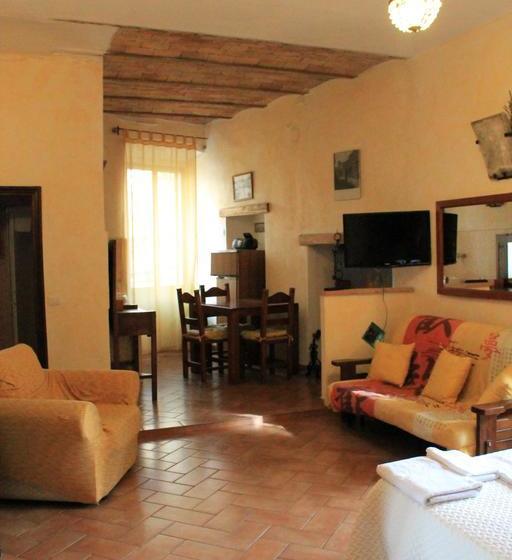 تختخواب و صبحانه Affittacamere La Magica Torre