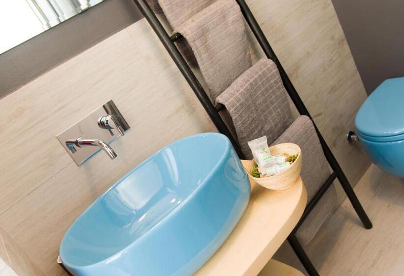 住宿加早餐  Matinèe