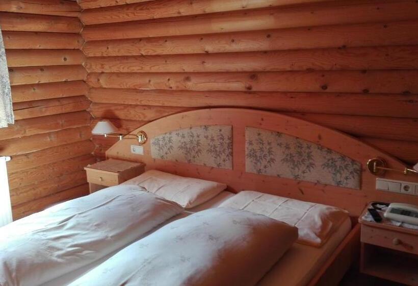 ベッドアンドブレックファースト Pensione Valbona