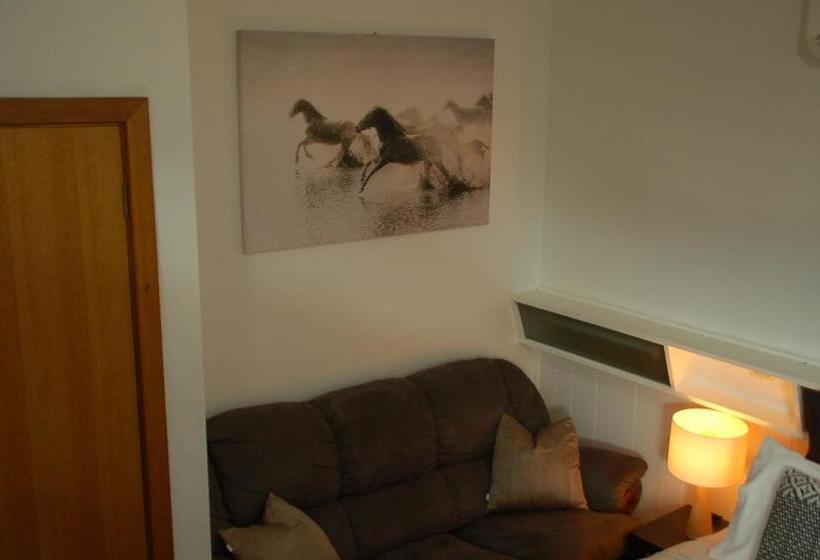Calder Motel