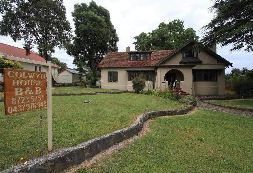 Colwyn House Bed & Breakfast & Stable Cottage