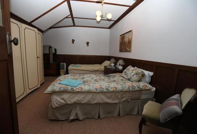 Colwyn House Bed & Breakfast & Stable Cottage