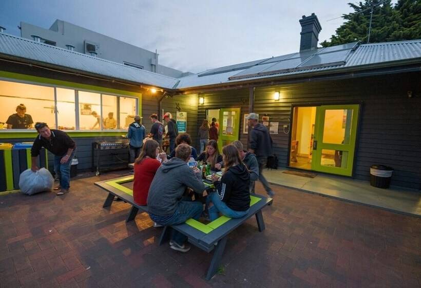 Dunsborough Beachouse Yha Hostel