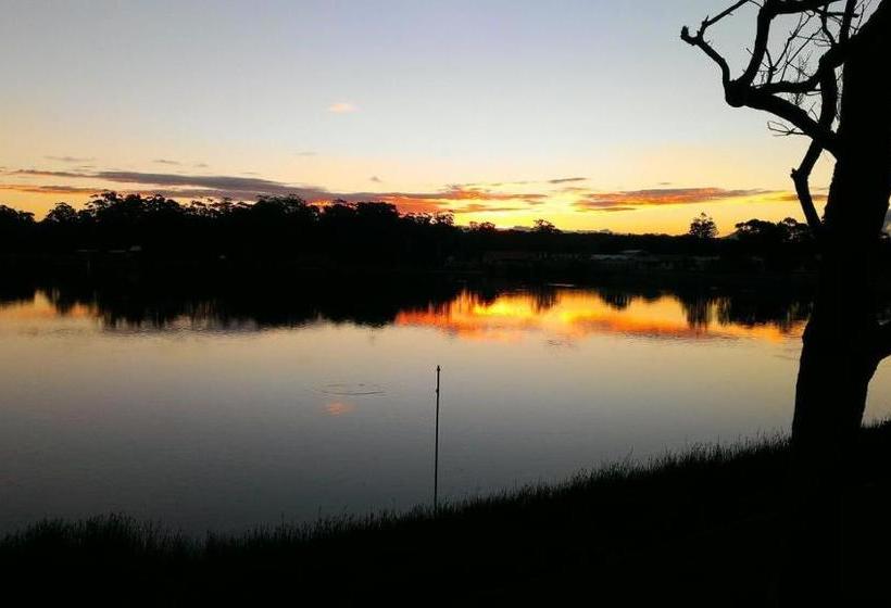 מוטל Archy S On The Lake