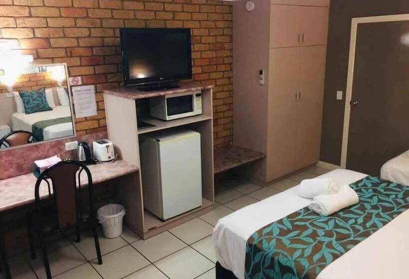 Emerald Highlands Motel