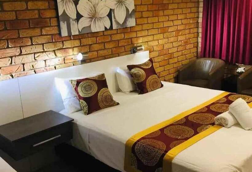 Emerald Highlands Motel