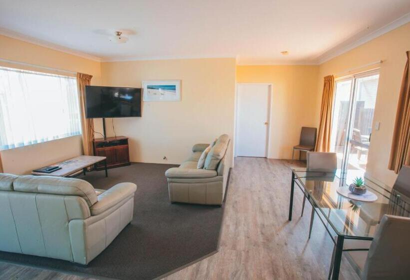 Busselton Gale Street Motel & Villas