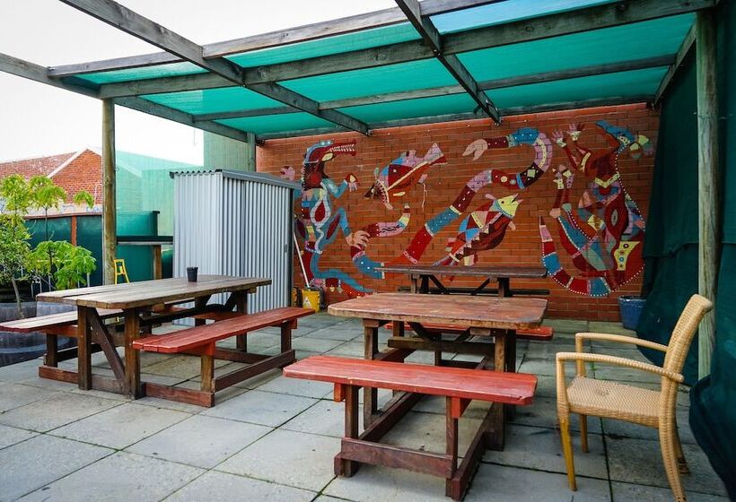 Haus Accommodation   Hostel