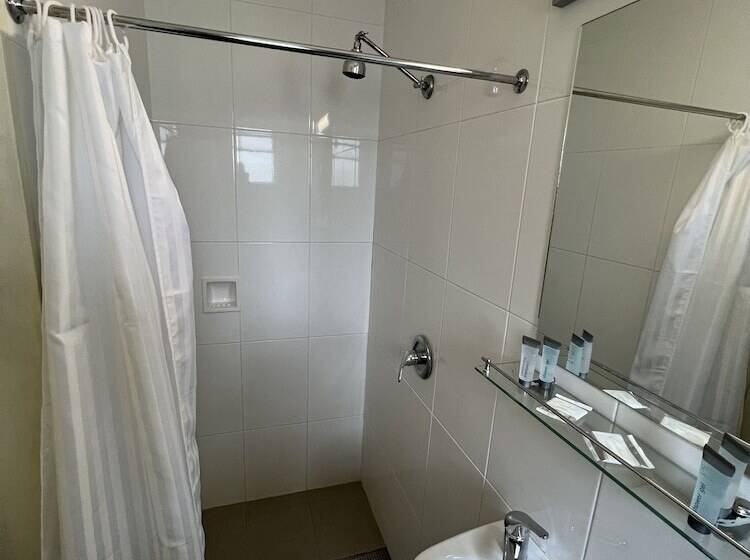 Hi Way Motel Grafton   Contactless