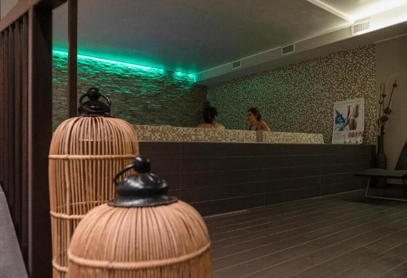 هتل 4 Venti Spa & Wellness