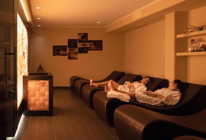 هتل 4 Venti Spa & Wellness