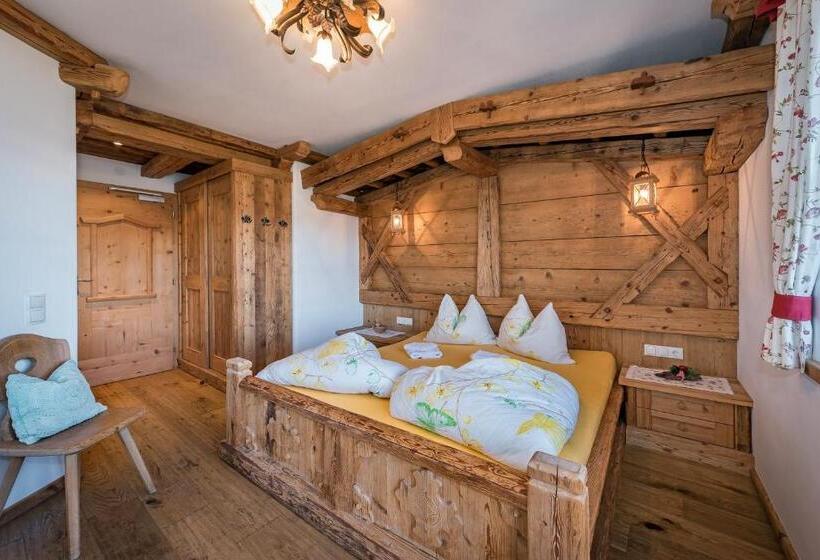 בית מלון כפרי Chalets Almdorf Haidenberg