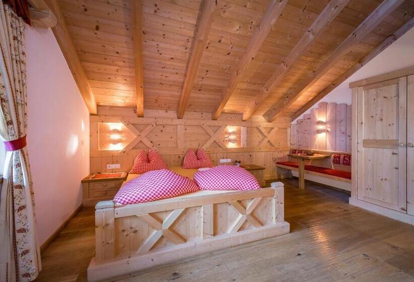 בית מלון כפרי Chalets Almdorf Haidenberg