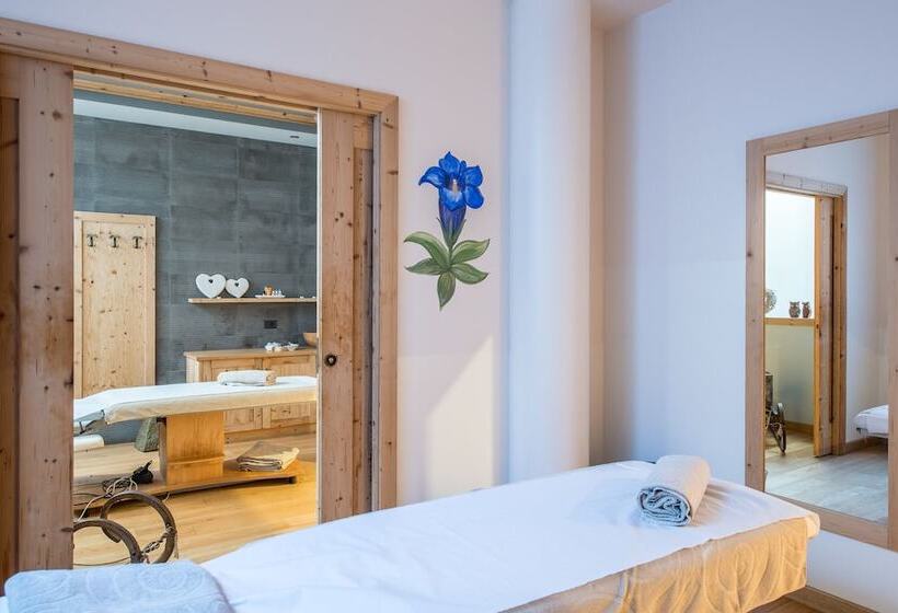 فندق Alpenrose Wellness