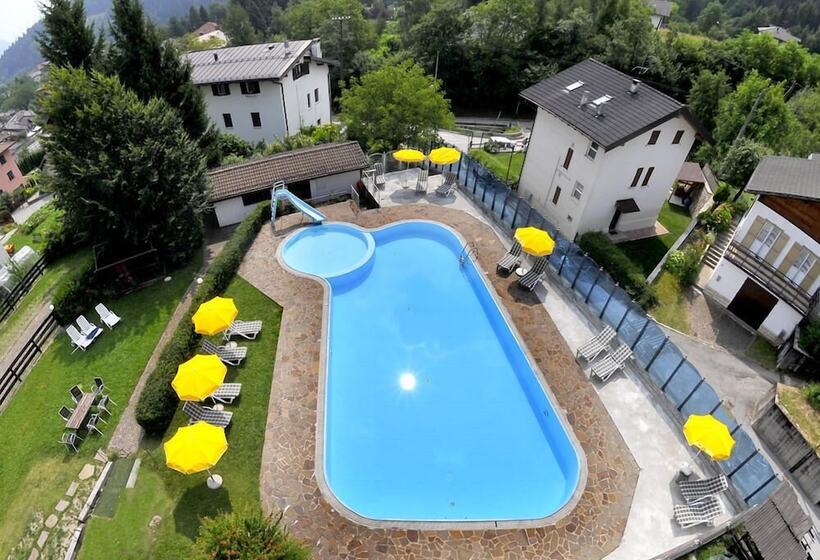 هتل Alpenrose Wellness