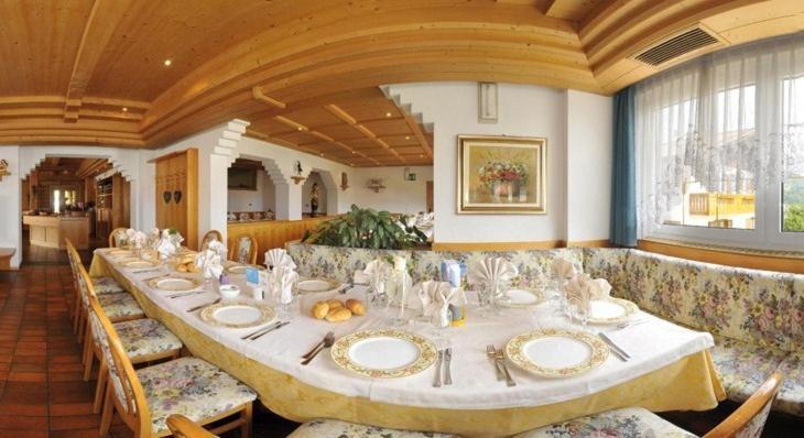 فندق Alpenrose Wellness