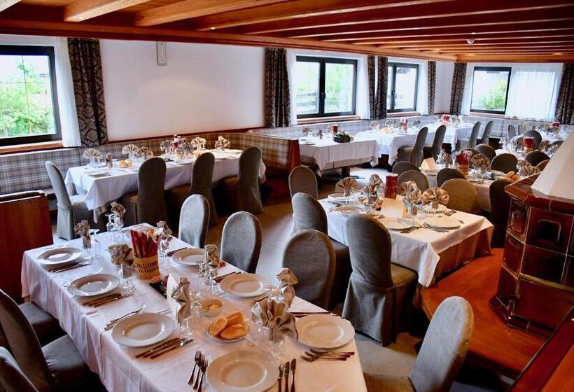 فندق Alpenrose Wellness