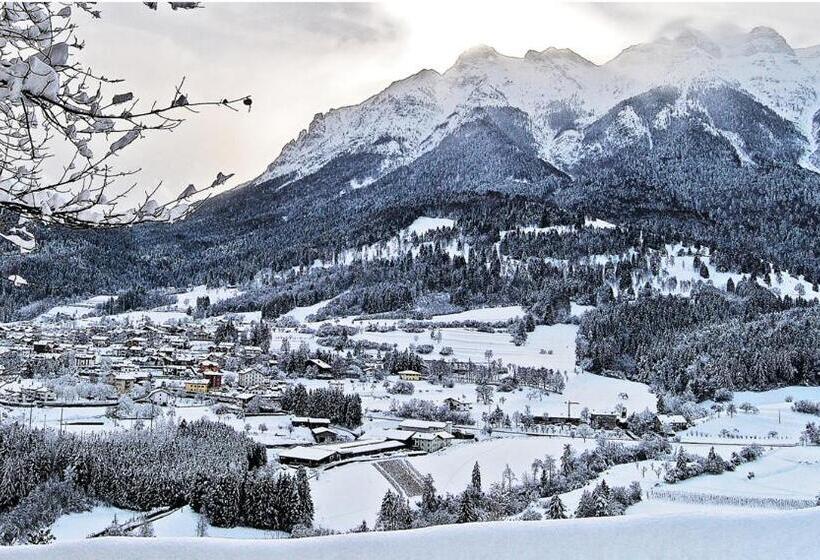 فندق Alpenrose Wellness