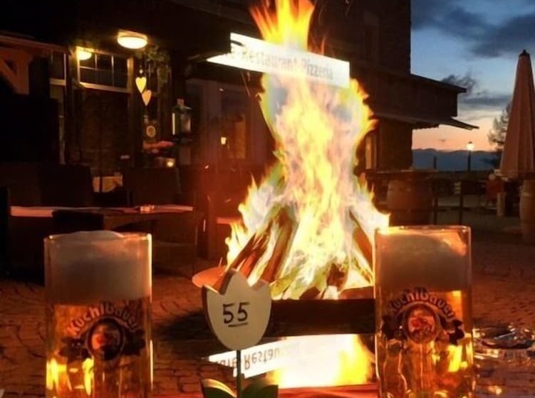 בית מלון כפרי Castel Latemar