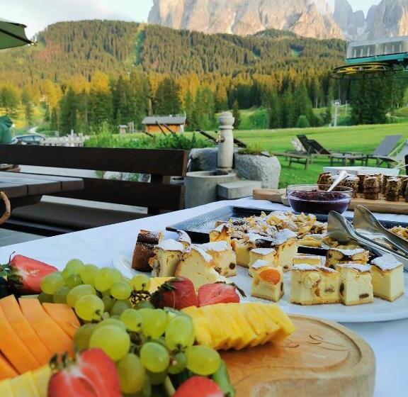 فندق Cendevaves Alpine Silence