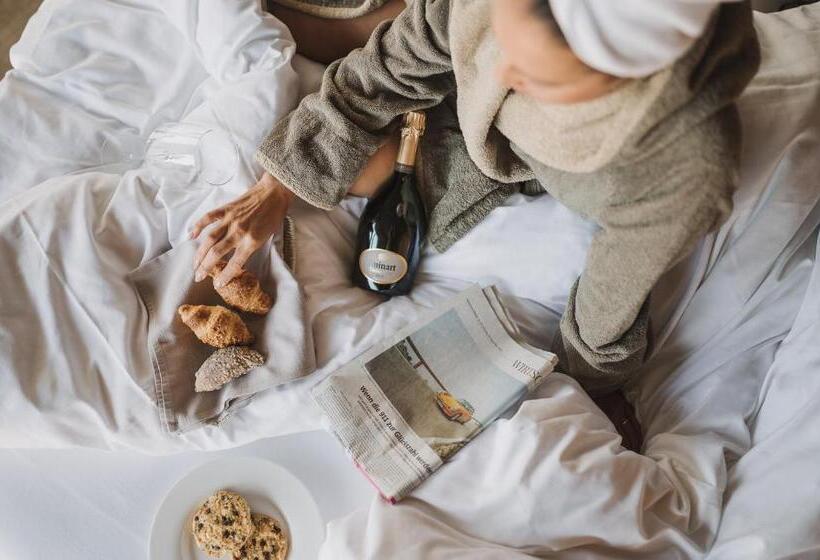 ホテル Chalet Mirabell