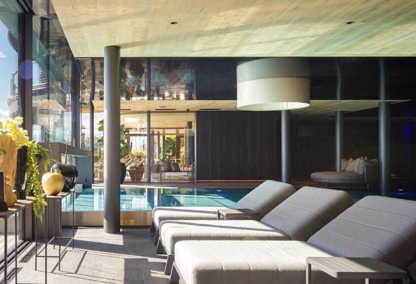 ホテル Chalet Mirabell