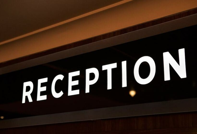 בית מלון כפרי Enfield