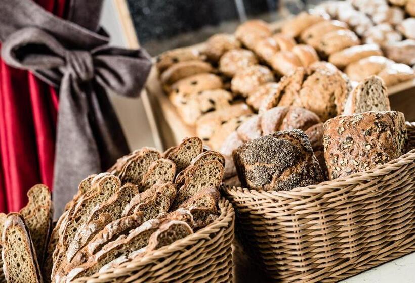 בית מלון כפרי Engels Park