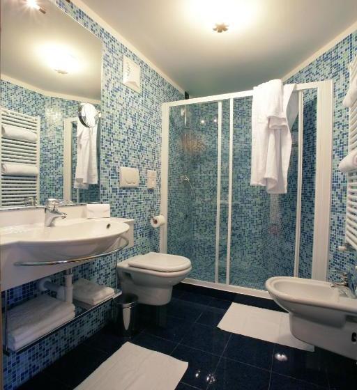 בית מלון כפרי Garni La Roccia