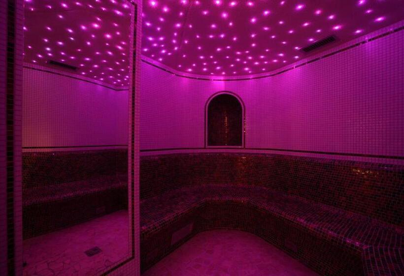 בית מלון כפרי Garni La Roccia