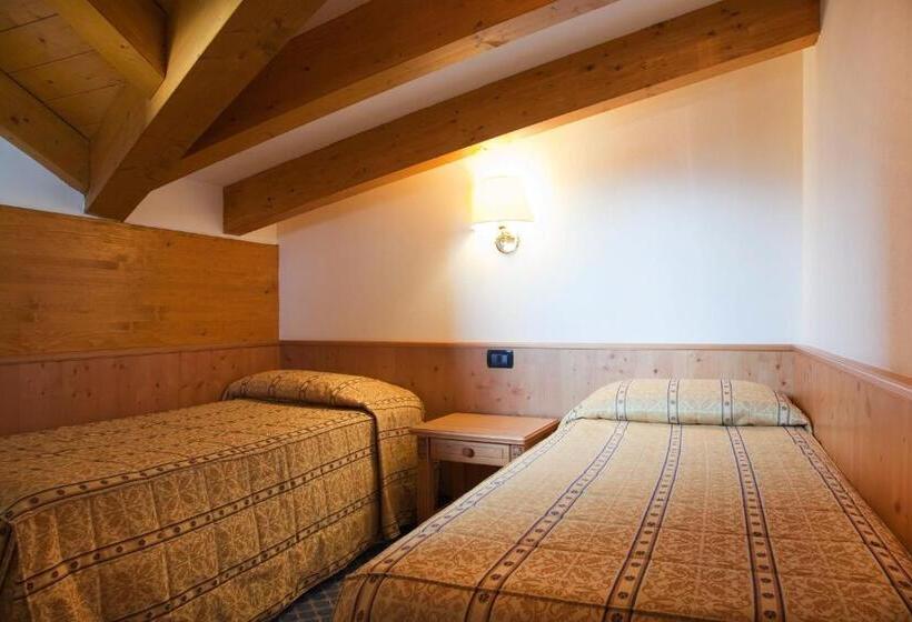 בית מלון כפרי Jolanda