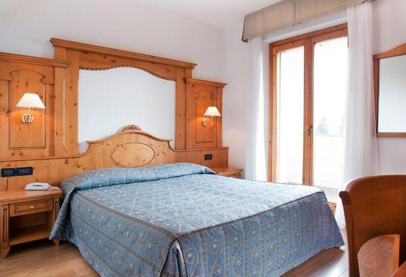 בית מלון כפרי Jolanda