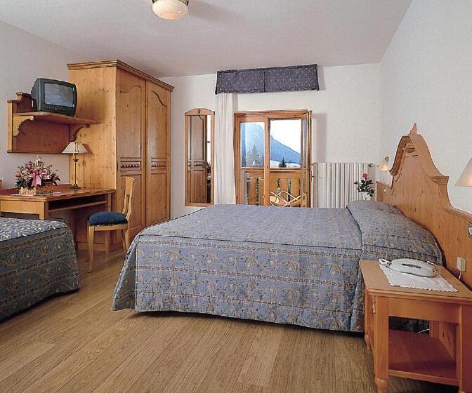 בית מלון כפרי Jolanda